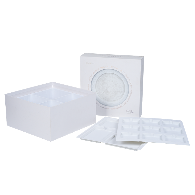 Hard bokformet roterende musikkboks med ferietema