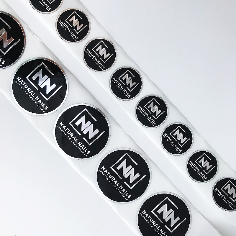 Selvklebende klistremerker for kosmetikkemballasje